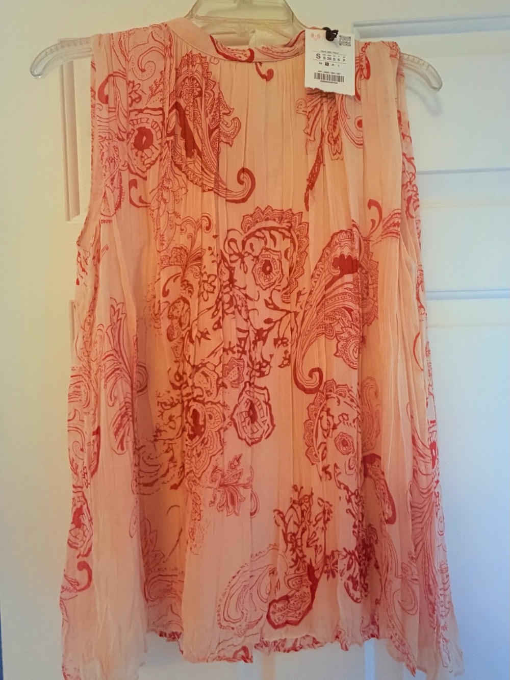 🆕 ZARA Peach Blouse with Red Paisley Print